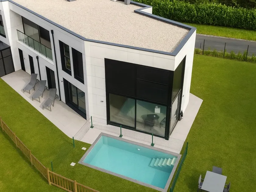 New villa with pool 4 bedrooms ESS03510 - Image 1