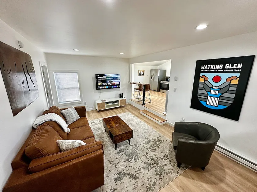 Modern apartment, sleeps 4! - Image 1