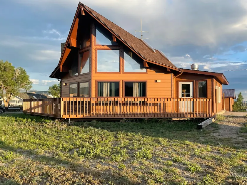 Main Street Cabin Near The Great SandDunes - Image 1