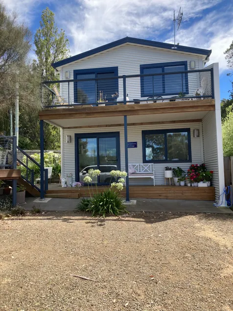 Geranium Cottage - Image 1