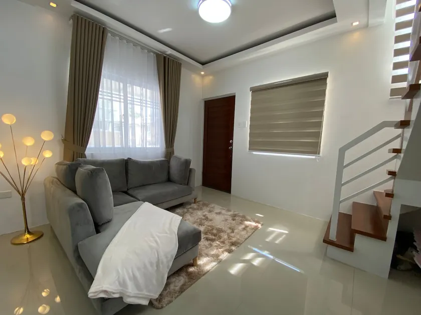 Taal and Tagaytay Escape 4BR Modern Home - Image 1