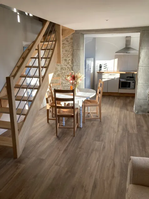 Charming House in Castres with Garden & Air Conditioning - Image 1
