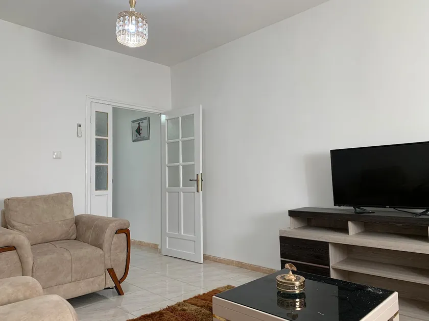 Apartment in very quiet and secure residence - Image 1