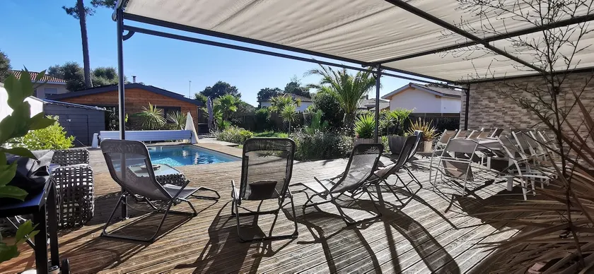 Beach Houses, Pool, Jacuzzi - Image 1