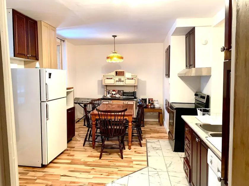 6 guests, King, Queen & Double, Free parking, QC - Image 1