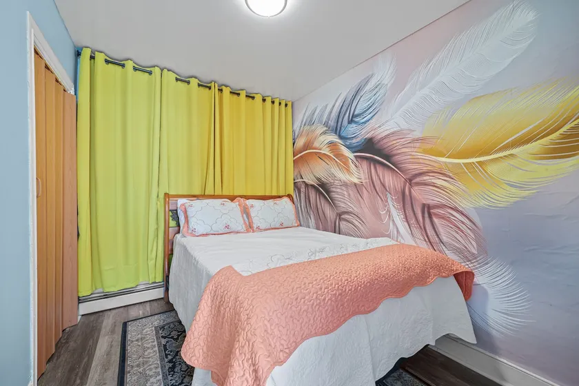 NEW! EV Charger+1st Flr+5min to Dwntwn+Remodeled - Image 1