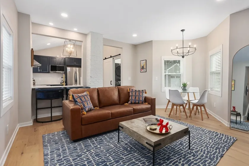 3BR Hot Tub_Sleeps 8_ GameRoom|KingBed| - Image 1