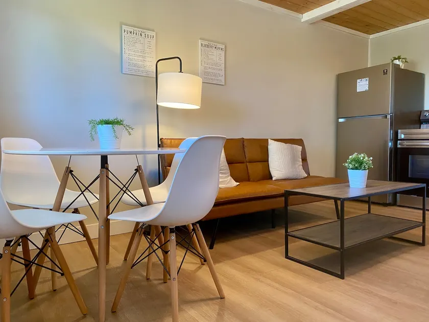 Bayfield Retreat • Near Grand Bend • Pool+Hottub 1 - Image 1