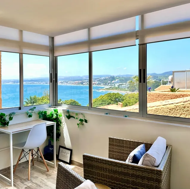 Modernes Apartment mit Klimaanlage und Meerblick, Estepona Marina, in der Nähe von Restaurants - Image 1