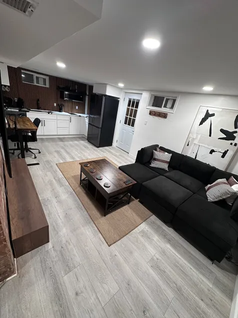 Hideaway at the Hills - Image 1