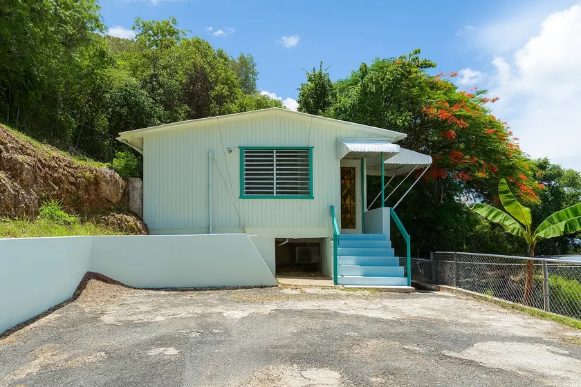 Cottage house (Next to Ventana Cave) - Image 1