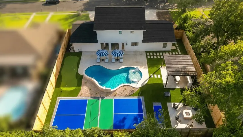 Resort villa|HEATED POOL|PickleBALL - Image 1