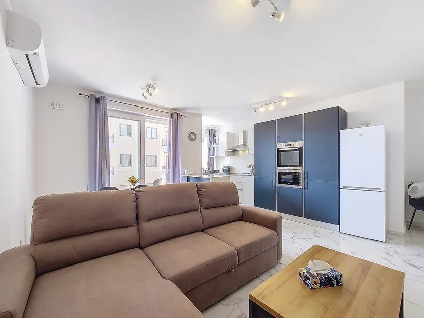 Gorgeous Flat in St Paul's Bay - Image 1