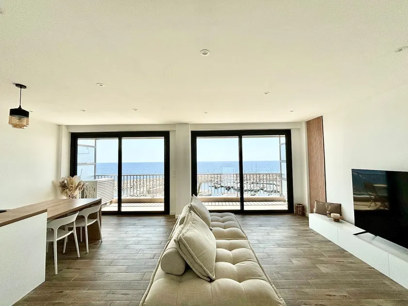 Charming 2-bedroom with terrace sea view Bastia - Image 1