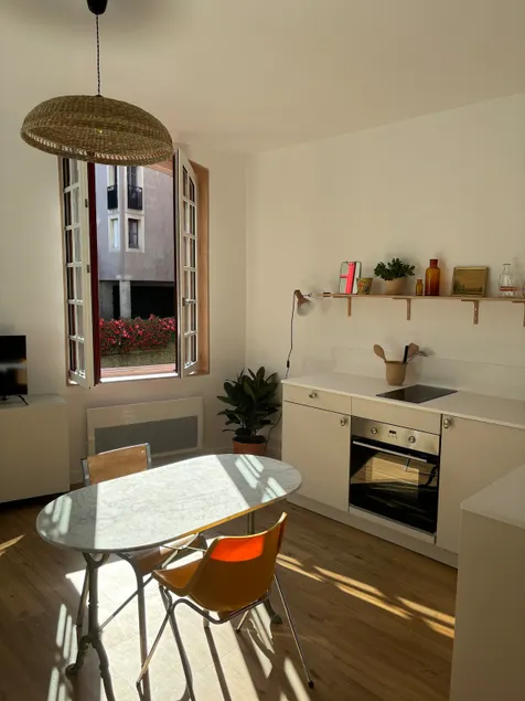 Raphaël: 2-bedroom in historic center - Image 1
