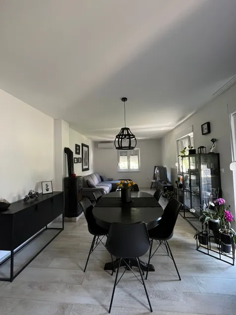 Black Perla - Image 1