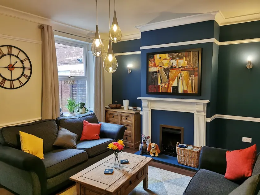 Spacious 4BR | Near WMSP & Railway | Pets Welcome! - Image 1