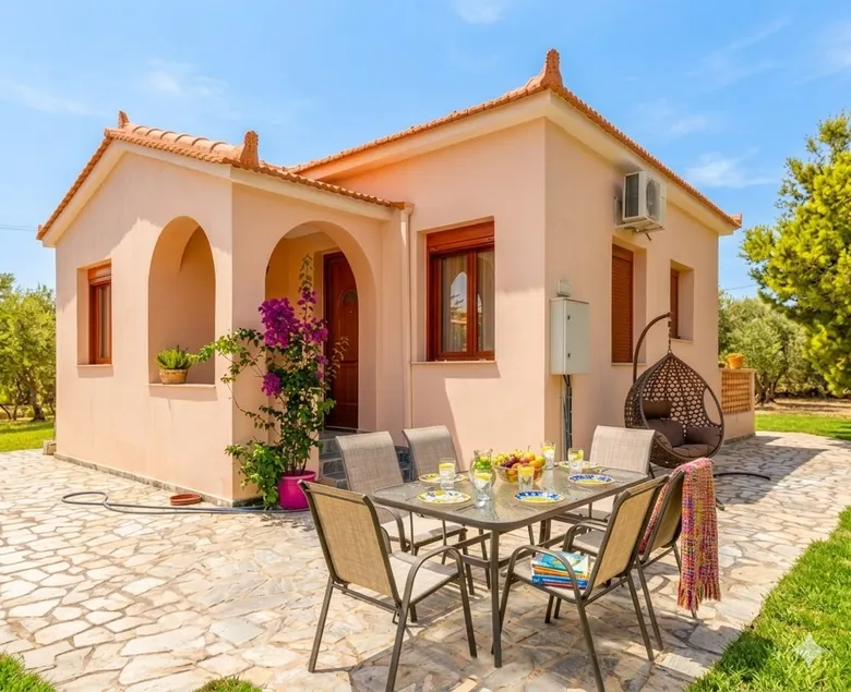 Elegant olive Grove Retreat 10'from beaches&center - Image 1