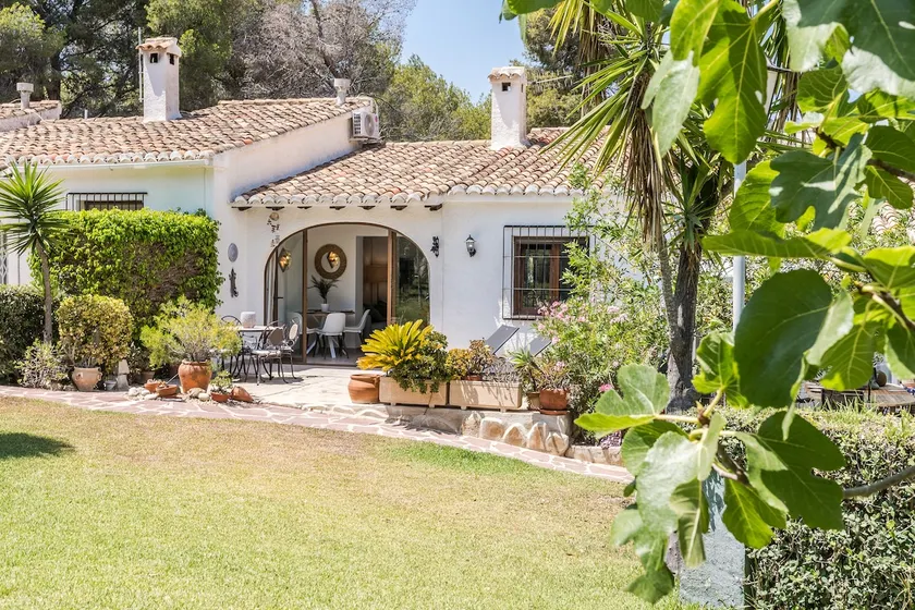Tranquil Moraira Townhouse - Image 1