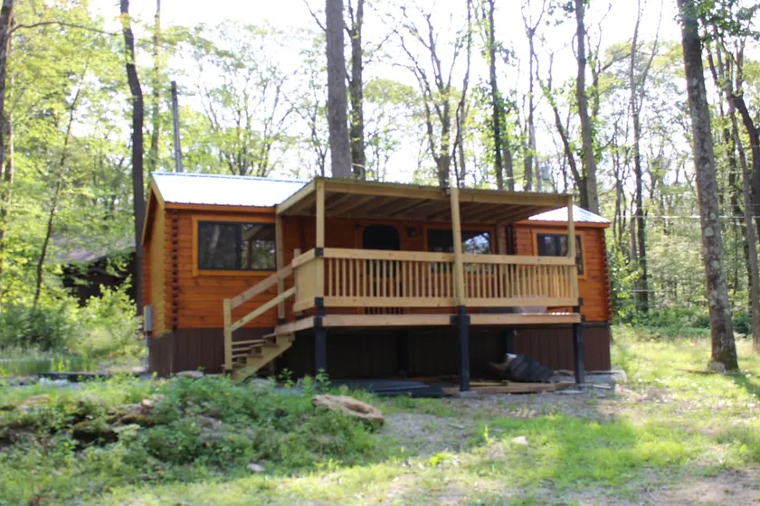 ”Hickory Haven Hideaway” Minutes from 7Springs - Image 1