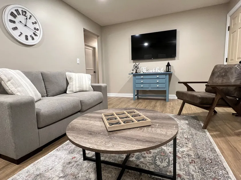 G’s Place - Image 1