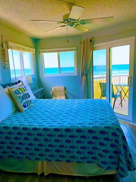 Penthouse/ocean & beach view - Image 1