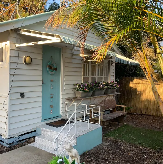 Pier Cottage - 1930’s Quaint 1 Bedroom House. - Image 1