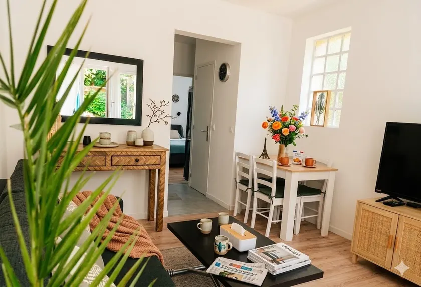 Bright House 4 people - Garden & Metro Paris - Image 1