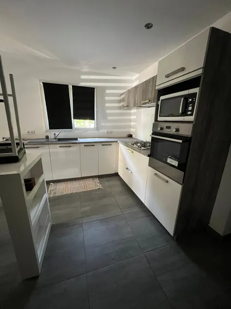 House - Image 1