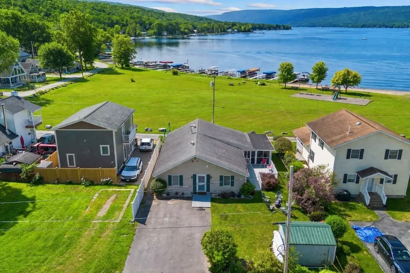 Honeoye Lake | Hot Tub | Kayak | Fire Pit - Image 1