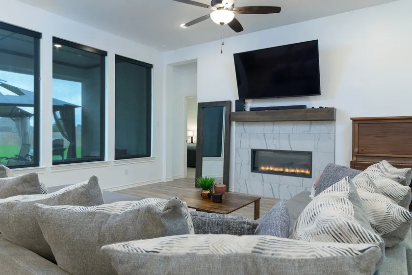 City Zen: Modern Country Retreat  - Image 1