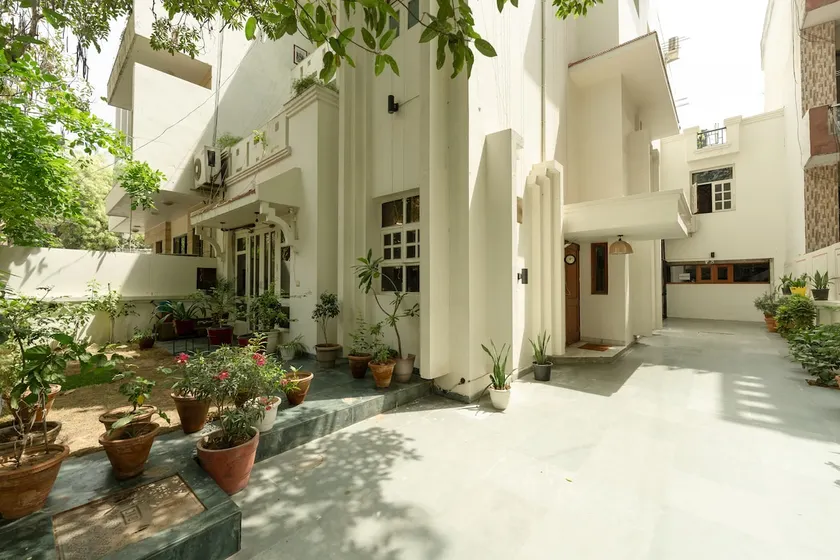 3 Rooms floor in The Art "KOTHI* - Image 1