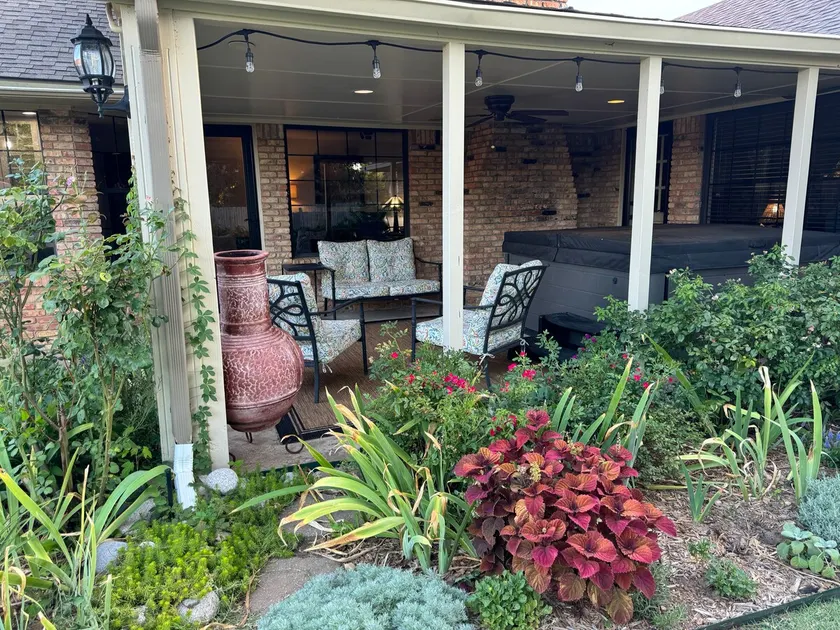 Family Friendly Haven with Hot Tub - Image 1