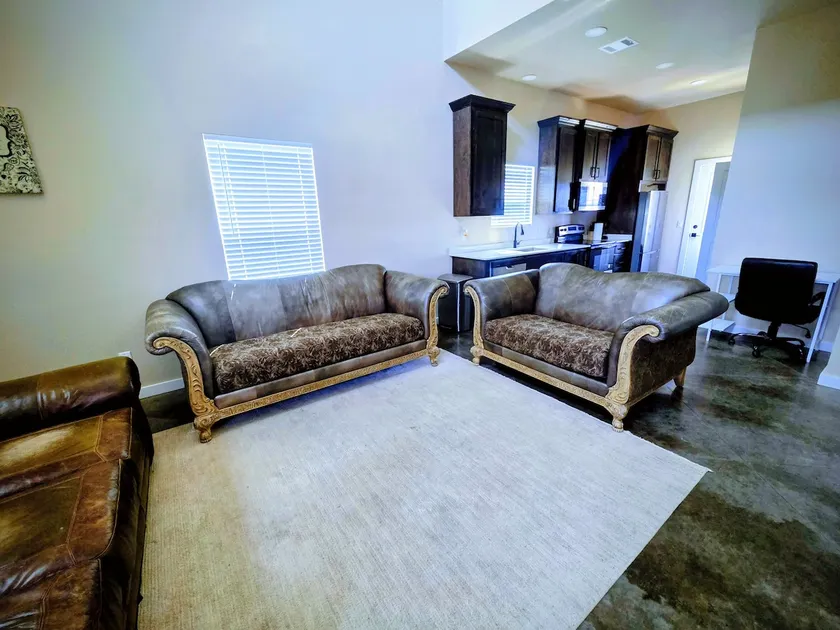 *$.$.$ Special Deal -.-.- Best Deal on Airbnb*.664 - Image 1