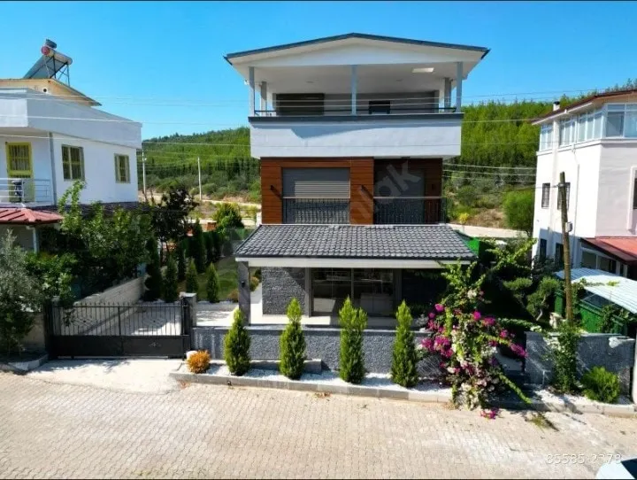 Luxury villa with pool in the Aegean Sea - Image 1