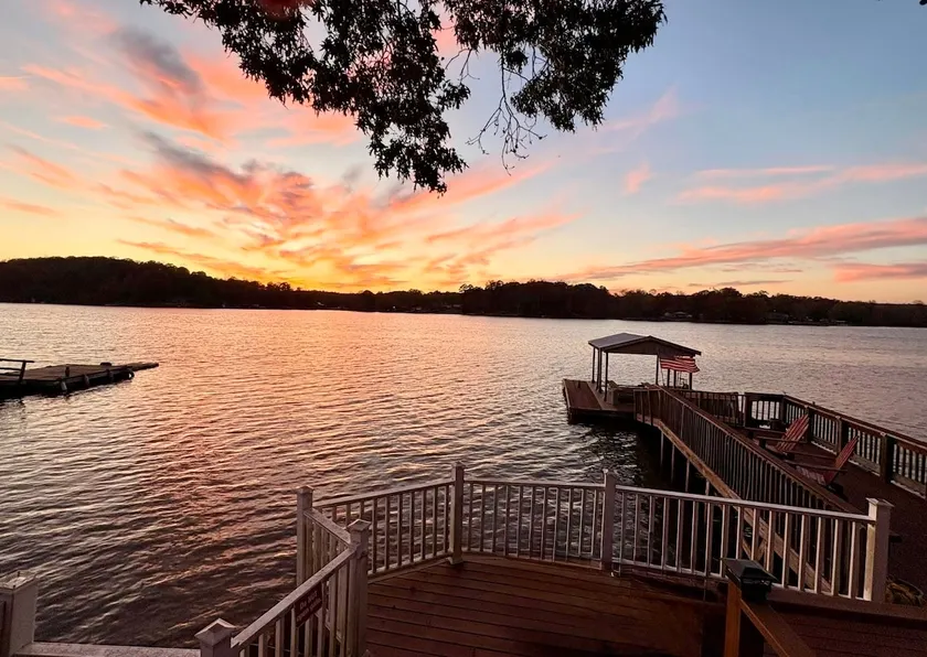 Relaxation & Sunsets - Image 1