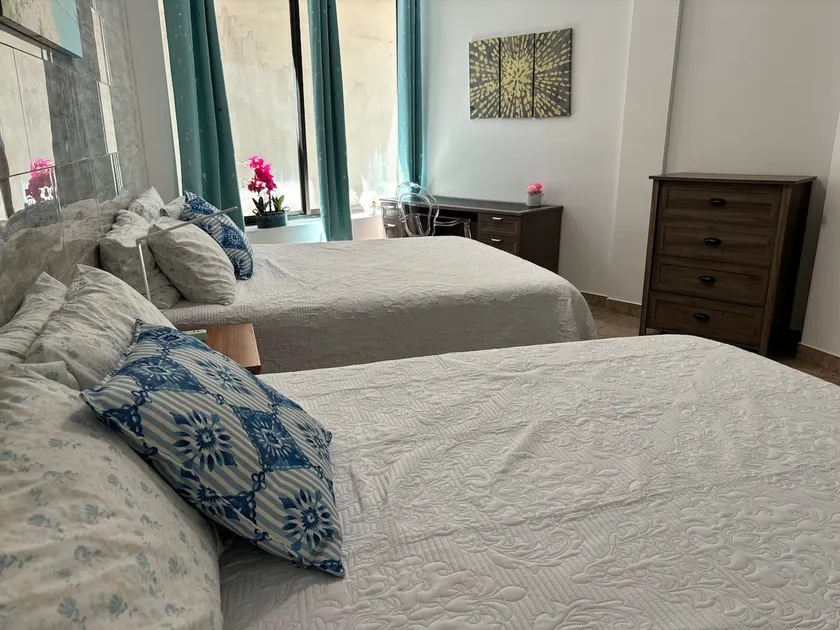 Condotel 2BR 4 Beds free Parking WiFi - Image 1