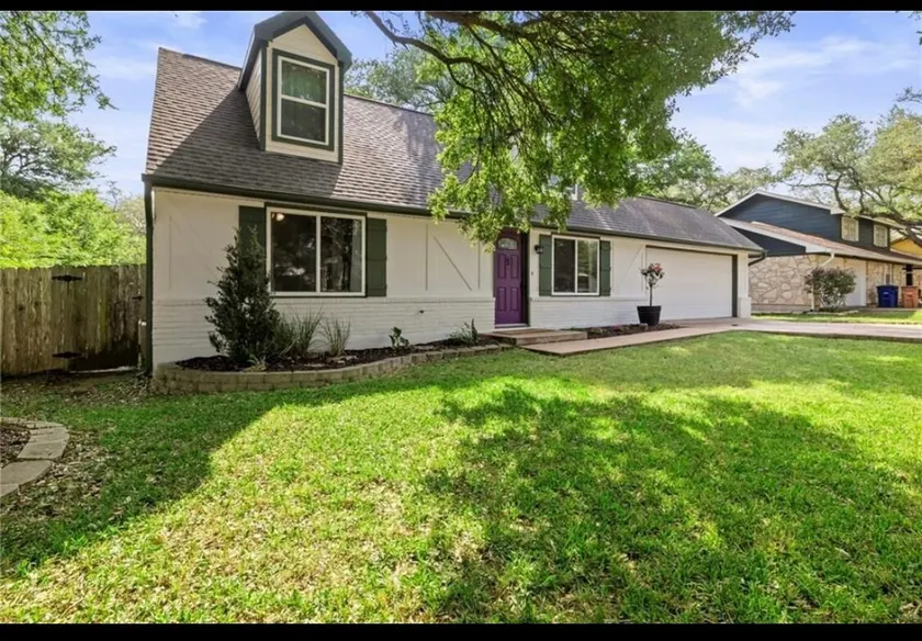 May House #homeawayfromhome #ATX - Image 1