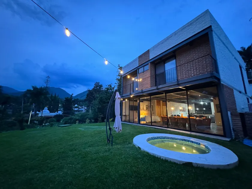 Romantic Connection/Entire Accommodation for 2 - Image 1