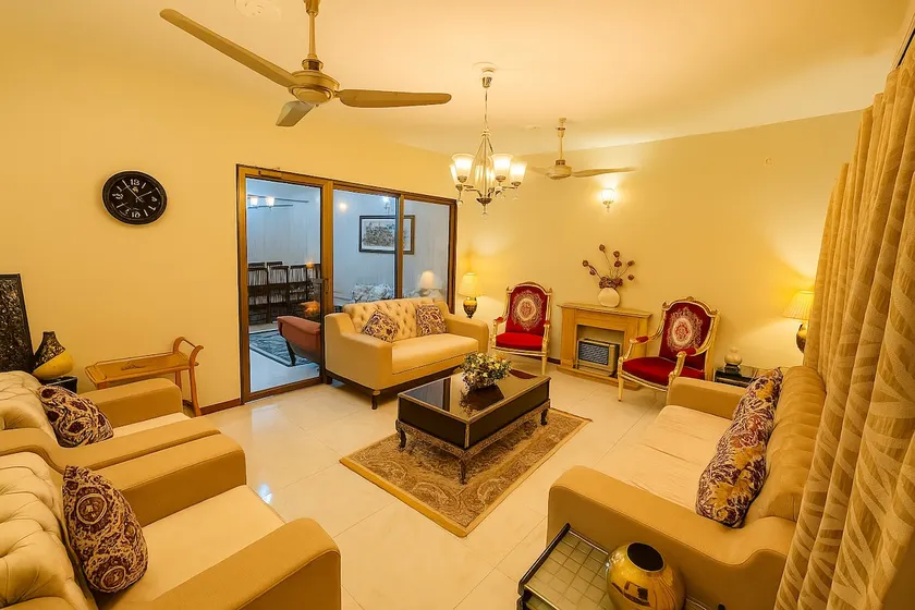 Elegant Entire 4BR House in G-9 Islamabad - Image 1