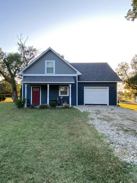 Little Blue Cottage - Image 1