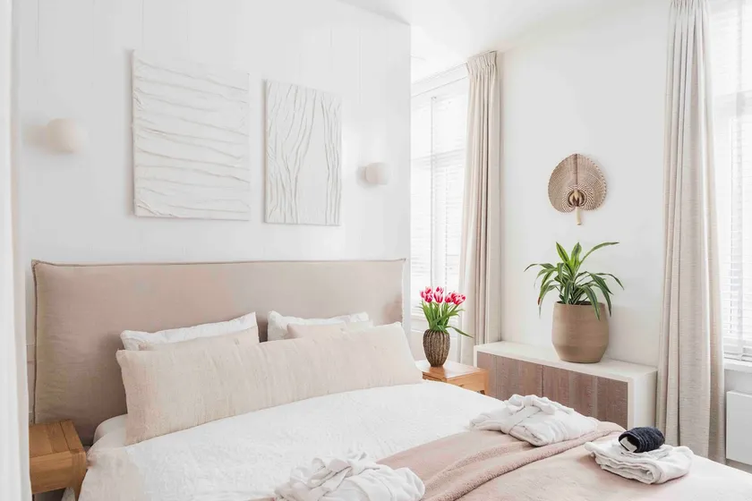 Local Tulip City Apartment 18 mins from Amsterdam - Image 1