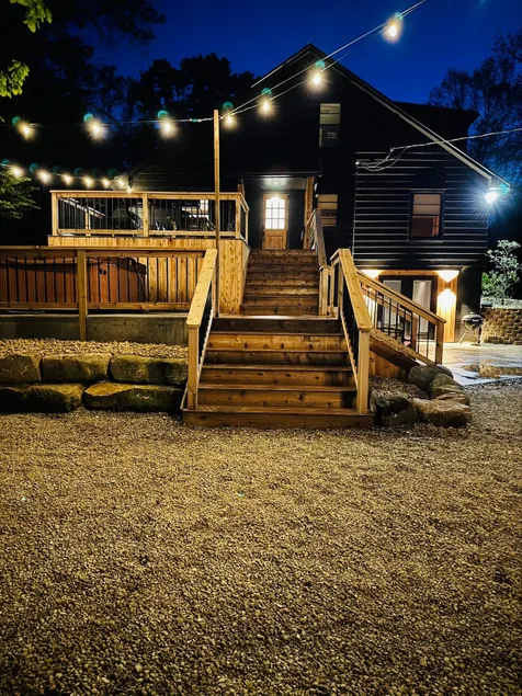 The Lodge at The Narrows Cabins - Image 1