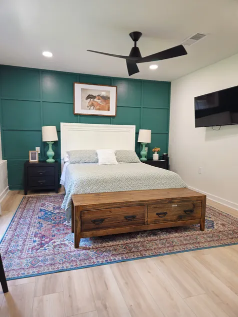 Private Modern Studio - Image 1