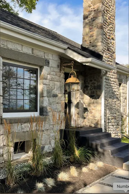 Cobblestone Cottage • w/ firepit & pastoral views - Image 1