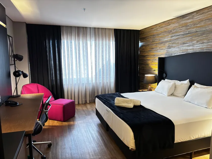 #17X5QS - Luxury Apartment - Marista - Image 1