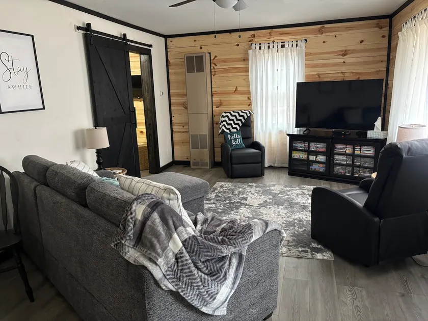 Wifi, AC, Kayaks, Laundry - Image 1