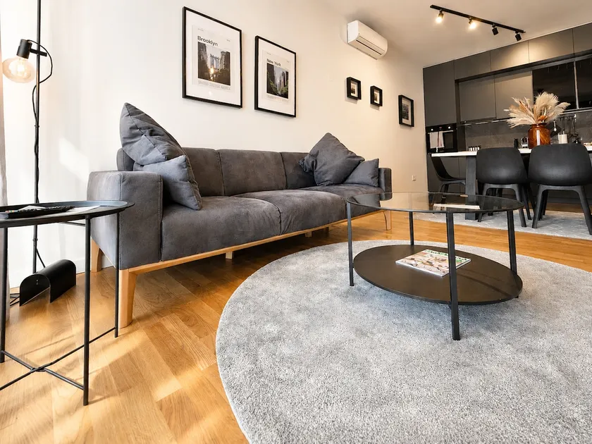 Brooklyn 88 Apartment - Image 1