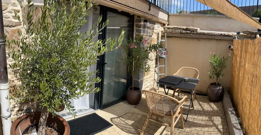 Accommodation at Chrystelle and Anthony's - Image 1