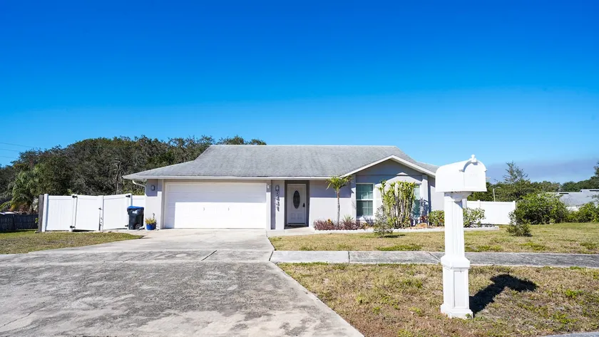 Charming 3-Bedroom Retreat – Now 10% Off! - Image 1